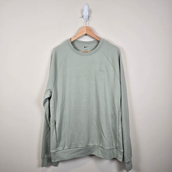 Nike Men's Size XL Dri-FIT Primary Fleece UV Crewneck Sweatshirt Jade - Picture 1 of 3